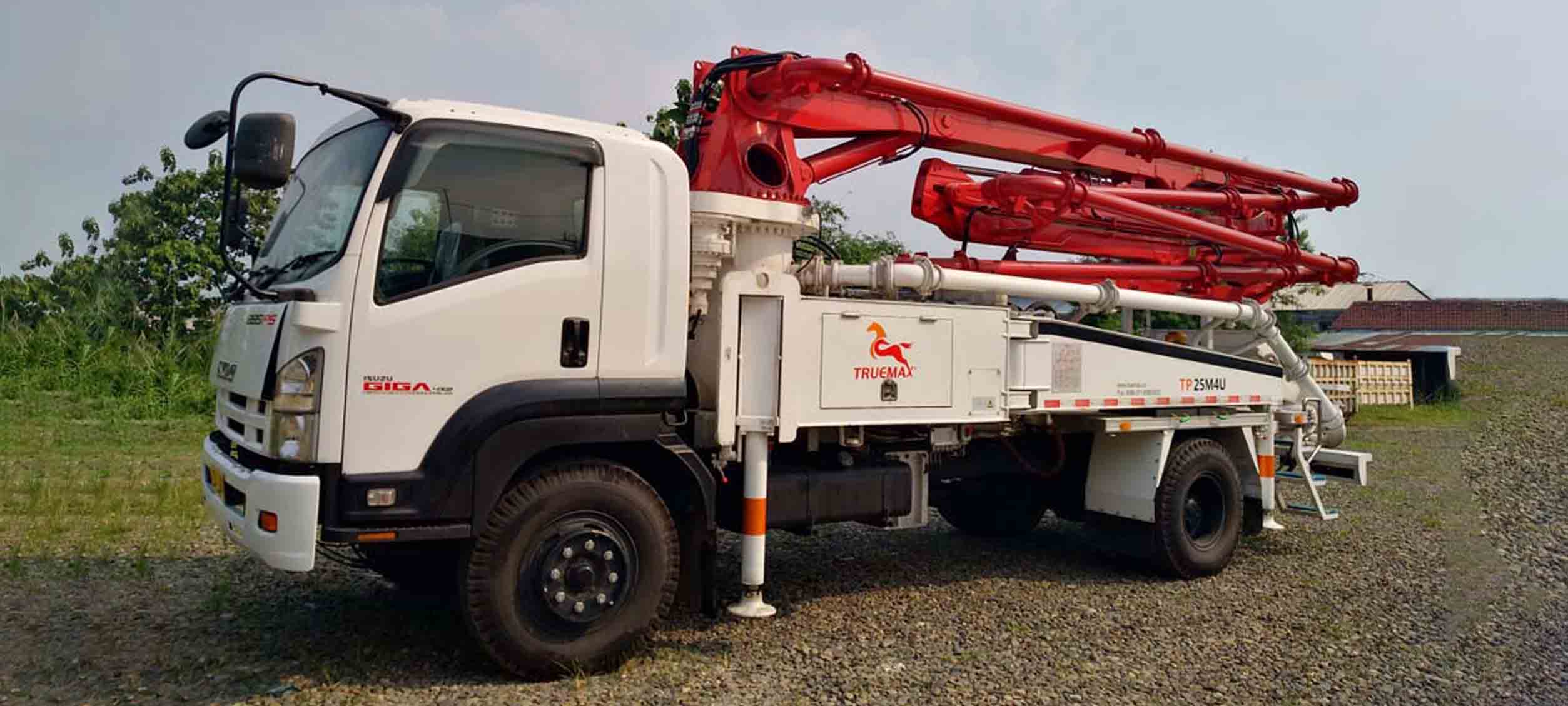 TP25M4 Boom Pump